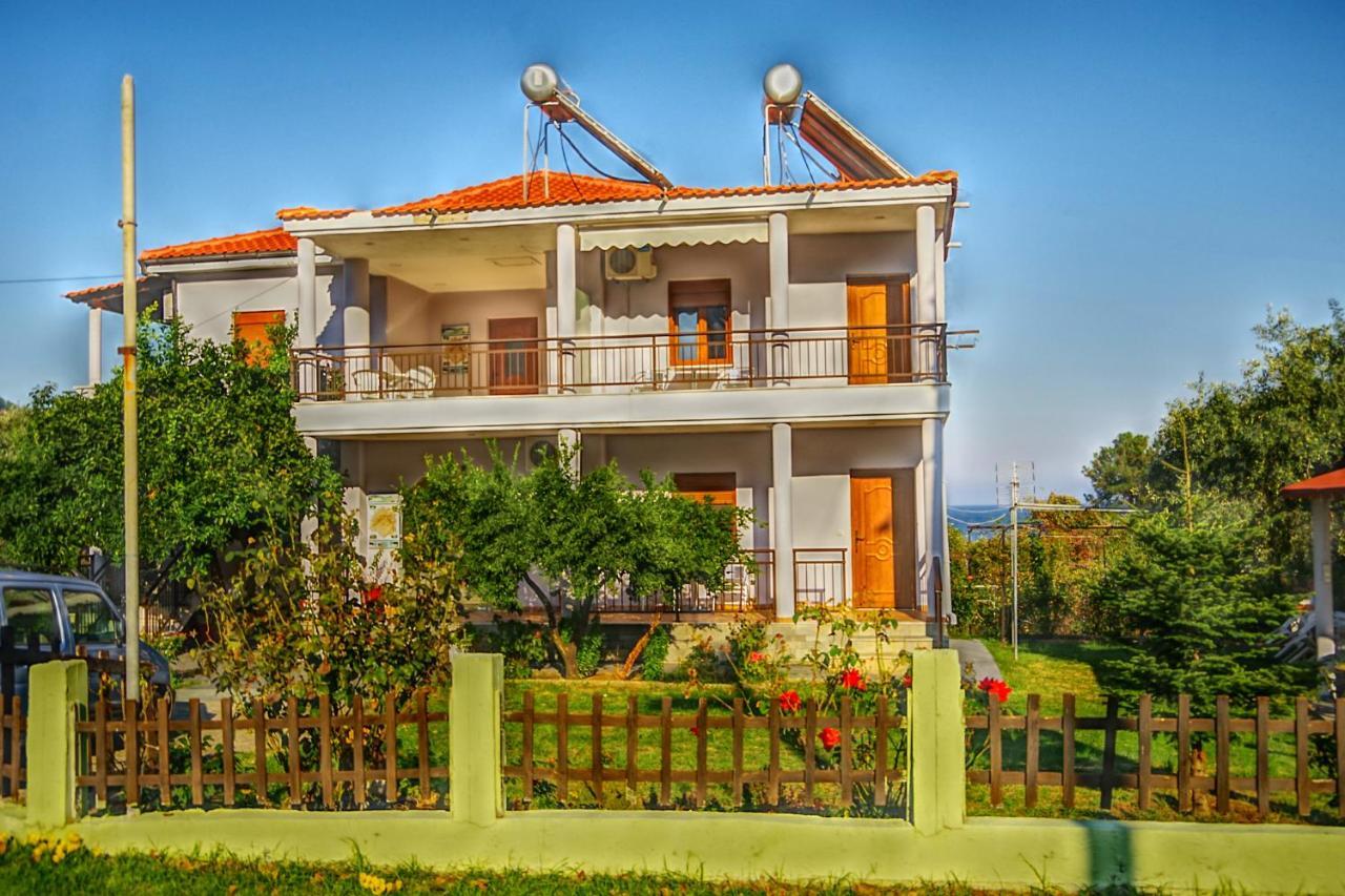 Hotel Athina Koinira Exteriér fotografie